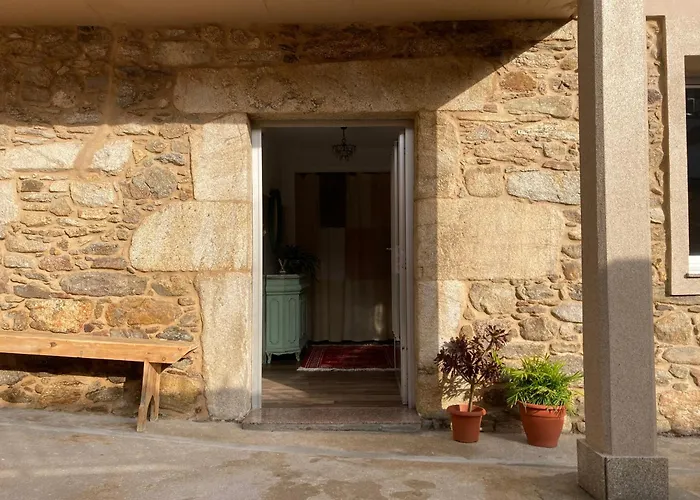 En Casa Oliveros, Razo *